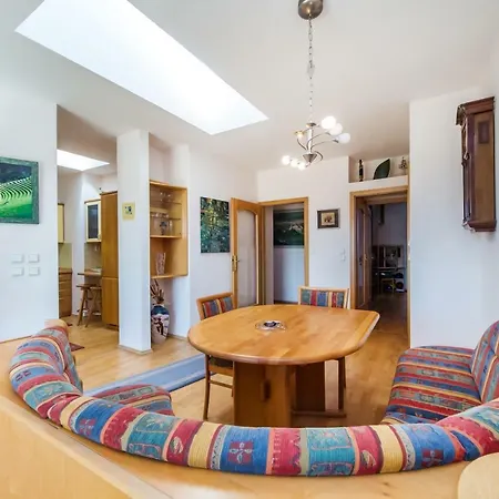 Penthouse Helenka Lejlighed